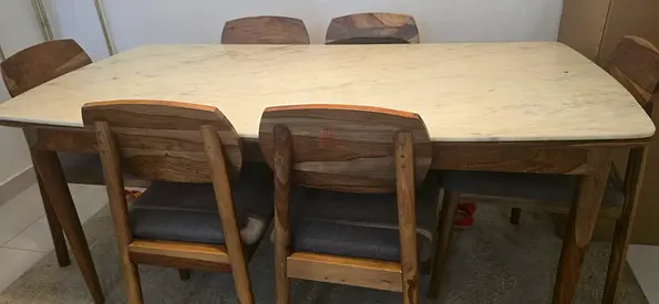 Distress Deal 6 People Dining Table