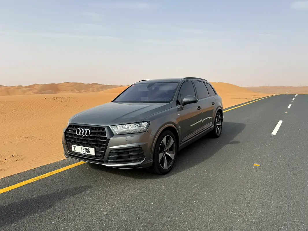 Audi Q7 2017 — photo 1 of 6