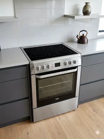 Beko freestanding electric (ceramic 4 hobs + oven fan stove 60cm cooking range by BNM
