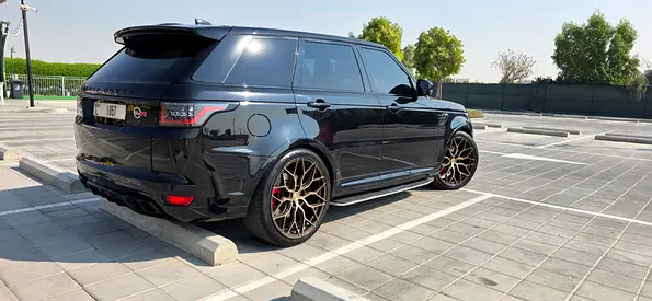 Range Rover Sport SVR, Upgraded Carbon Edition, 23 Wheels, Side Steps, Home Link