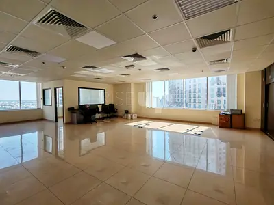 Vacant | Spacious | Multiple Cheques