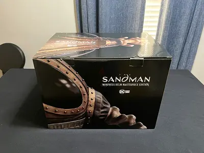 The Sandman: Morpheus Helm Masterpiece Edition