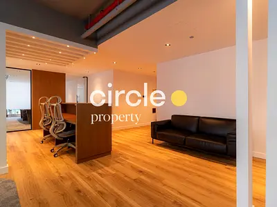 VACANT | CLOSE TO METRO | HIGH FLOOR | BALCONY