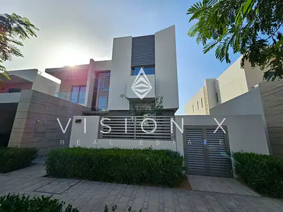 Sophisticated Living | Premium Townhouse | Ready to Move