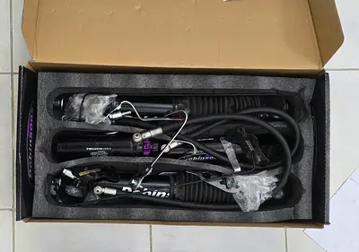 DOBINSONS SUSPENSION 2.5 INC LIFT KIT