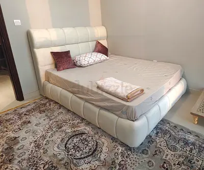 Modern Upholstered Bed with Mattress1.5*1.8m