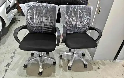 New ergonomic stylish office chairs comfortable available