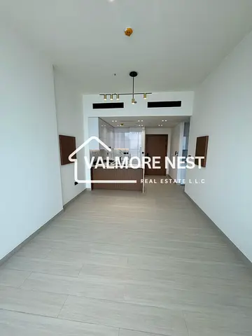 Bright & Spacious I Skyline view I Prime location