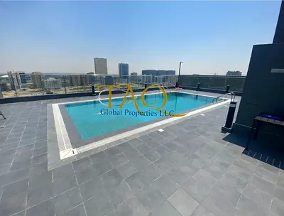 12 chques!!brand new never rented before@45k 12 chques