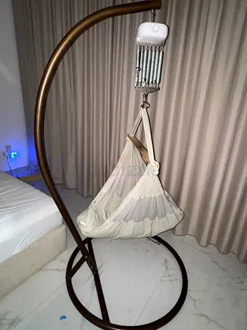 SWING2SLEEP - My hanging baby hammock cradle with stand and music mobile - very good condition