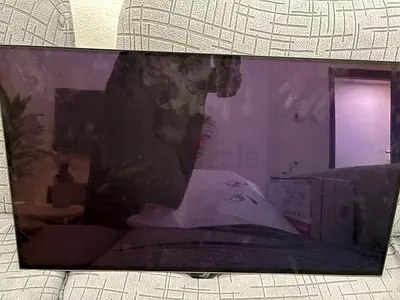 ASUS ROG 27” OLED Gaming Monitor – Broken Screen – For Parts