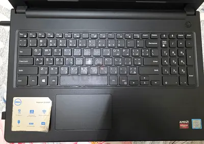 Dell Inspiron 15 – Core i7 / 12GB RAM / 512GB SSD / AMD Radeon 2GB