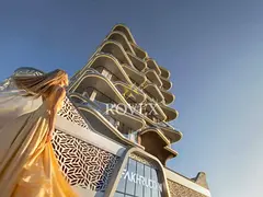 Contemporary Returns | Premium Investment | Modern Style