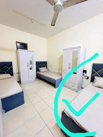 Bedspace available for executive bachelors in abu shagara