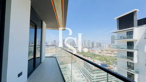 HIGH FLOOR |CORNER UNIT | L-SHAPE BALCONY