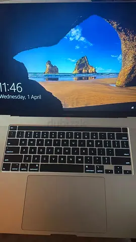 Apple MacBook Pro 16-inch with Retina Display 2019