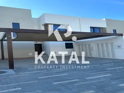 Spacious Living | 2BR + Maid| Move in Now