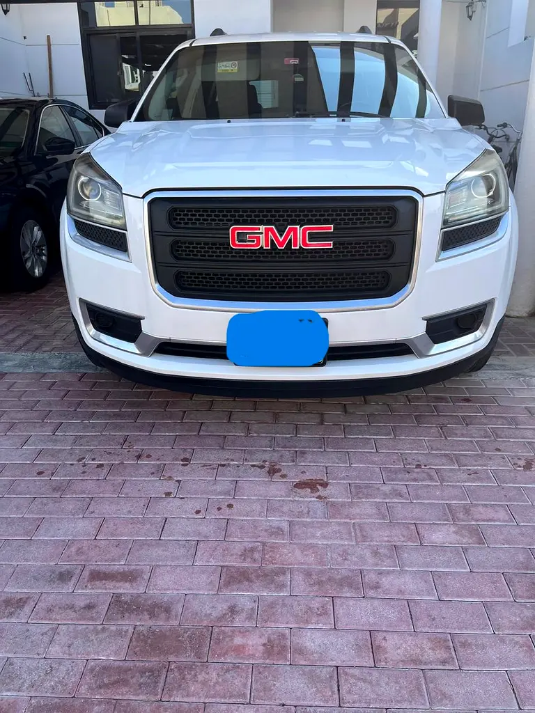 GMC Acadia 2016 — photo 1 of 6