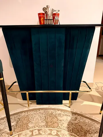 Velvet Green Bar Counter With two chairs