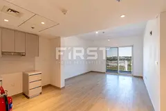 Hot Deal | Ready to Move | High Floor