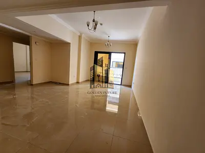 Lavish apartment with balcony 2 master bedroom inbuilt cabinets free parking