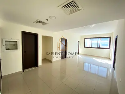 Investor Deal ! Rented - 2 BD. w/ 03 Parkings ! Balcony