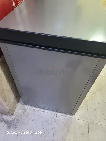 Deep freezer 100% good condition only 1 month use. Still original and 2yrs extended warranty availab