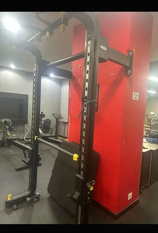 Wall-mounted Power Rack / Squat Cage with Pull-up Bar