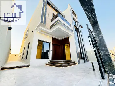 he latest designs and finest finishes, with a large setback in front of the villa, built-in