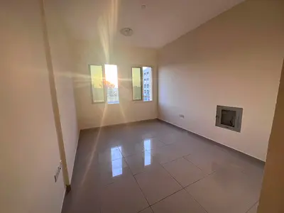 اجمل الشقق واقل الاسعار  شقه غرفه وصاله جديده 28 الف على 6 دفعات اتنين حمام وغرفه ماستر وبنايه جديده تشطيبات ممتازة ومساحه كبيره نظام التكييف والتبريد