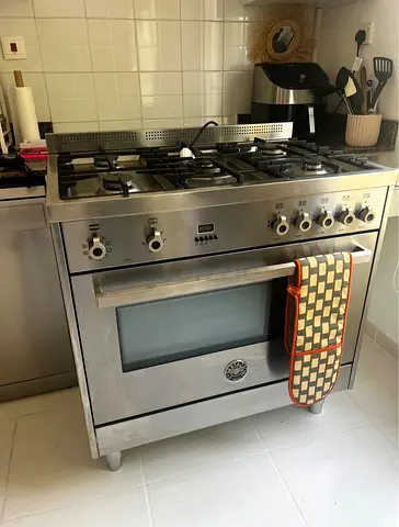 BERTAZZONI Italian Top gas oven electric cooker Range size 90cm