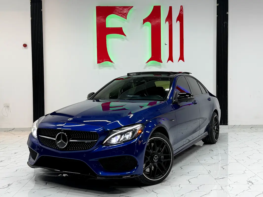 Mercedes-Benz C-Class 2018 — photo 1 of 17