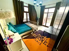 Room FOR GIRLD in very clean villa in JVC