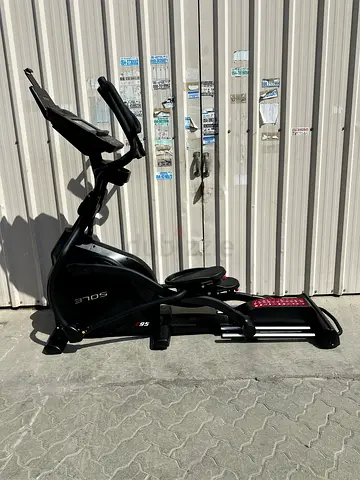 SOLE elliptical cross trainer - good working condition