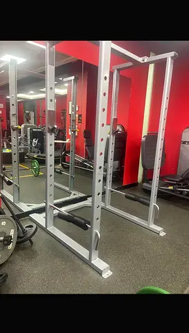 My commercial power rack (squat rack) - good condition