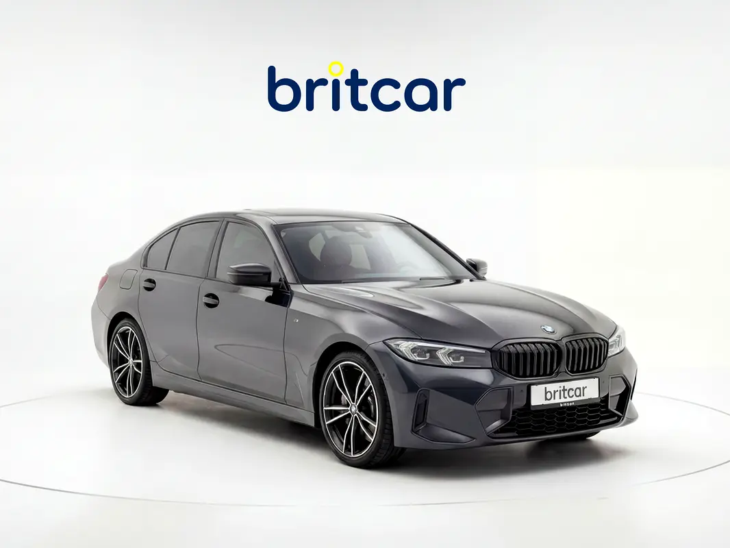 BMW 3-Series 2023 — photo 1 of 18