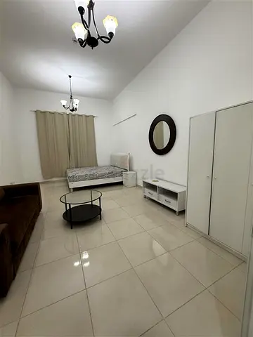 Room available for rent in Al Qusais 5 Near Time Onyx hotel Dubai ( Single / Two ladies / Couples