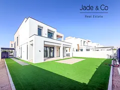 Community Expert | Park Backing | Large Plot