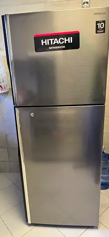 Distress Deal Hitachi 560L Refrigerator