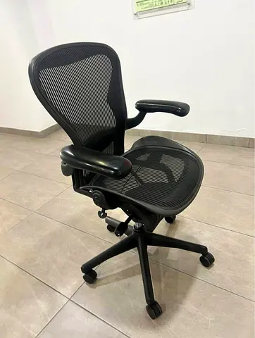 Herman Miller Aeron Classic Chair Fully Adjustable 
The Most Comfortable Office 
Great for Back