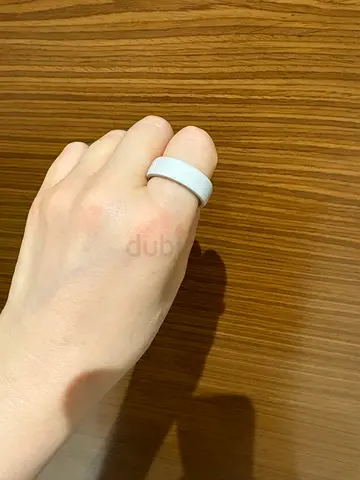 Oura Ring 4 - ceramic