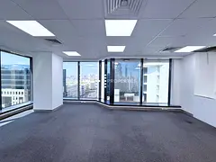 Office Space in Bank Street Building - Al Mankhool