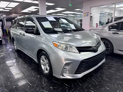 2020 Toyota Sienna LE - American Specs