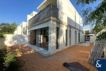 Single Row | First Tenant | Vacant Now