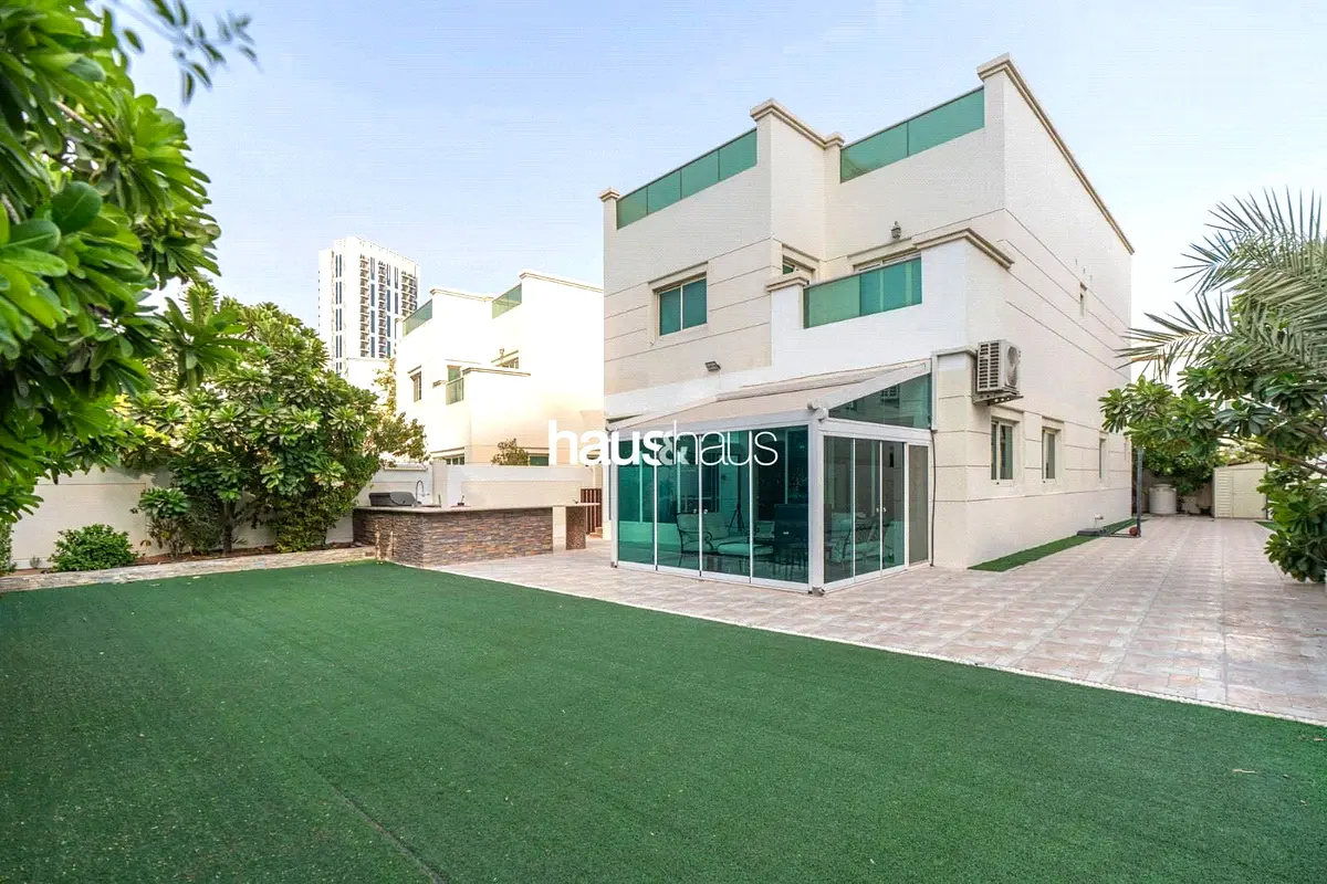 Vacant on transfer | Fully Furnished | Huge plot