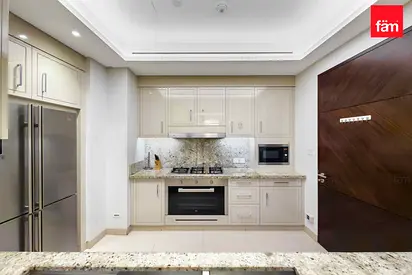 Vacant | Fully Furnished | Spacious | 2 Cheques