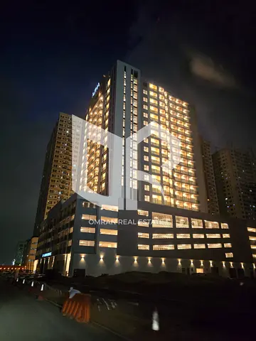 A great opportunity to own a studio in Ajman – ready to move in immediately at Emirates City. Prime location and comfortable living await!