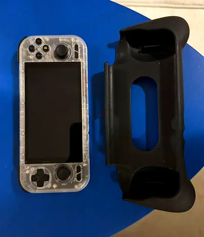 Retroid Pocket 4 Pro – Excellent Condition + Case – Ready for Emulation 🎮