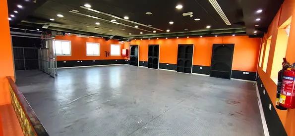VACANT -Warehouse/Showroom | Prime Location in Al Quoz 3 | Spacious 2-Floor Layout