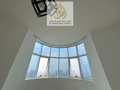 شقة غرفة وصالة سمارت هوم للإيجار في الشارقة المجاز 3 بإطلالة بحرية مباشرة مع باركن مجاني وجيم ومسبح